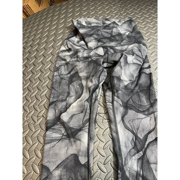 Lululemon Athletica Wunder Under High Rise Legging Midnight Tulle Multi Black‎ 4 - Picture 2 of 6